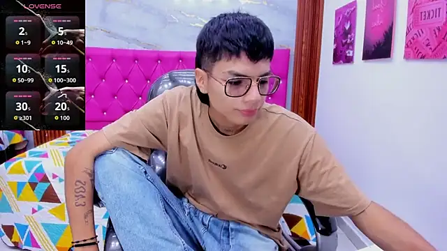 Noha scott online show from December 2, 11:10 pm