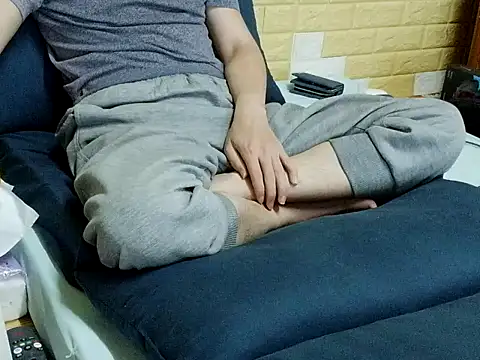 zhan7965 online show from February 19, 12:23 pm