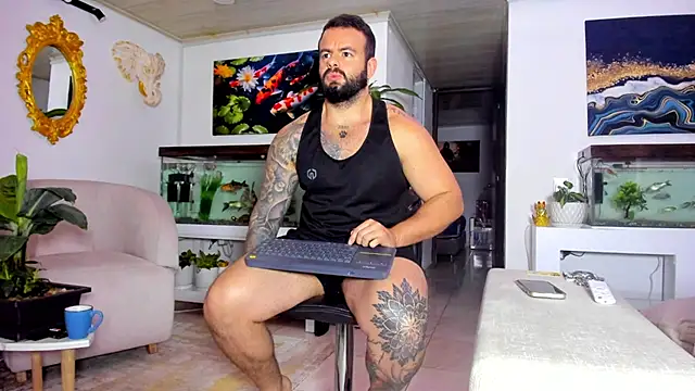 Snapshot of Johnnygrayson1 chatting on March 17, 11:35 pm Johnnygrayson1 online show from March 17, 11:35 pm