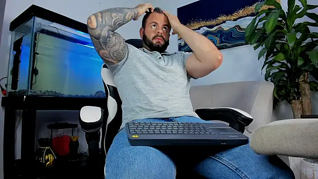 Johnnygrayson1 online show from July 20, 2:07 am