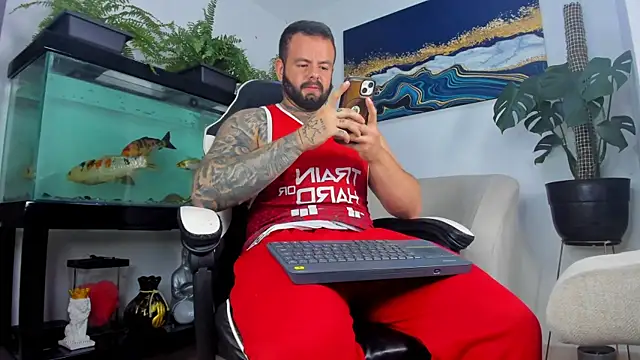 Johnnygrayson1 online show from June 5, 1:10 am