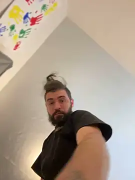 BROKEBOY707 online show from December 13, 5:49 am