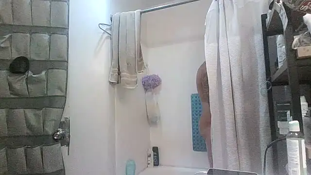 Antoniothedon online show from August 2, 8:40 pm
