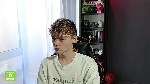 Keytaro online show from September 24, 10:14 am