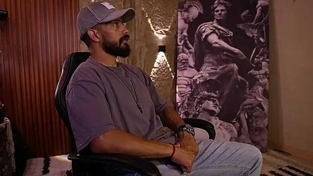 DannSaenz online show from July 28, 2:13 pm