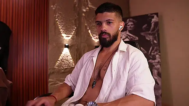 DannSaenz online show from July 23, 2:47 pm