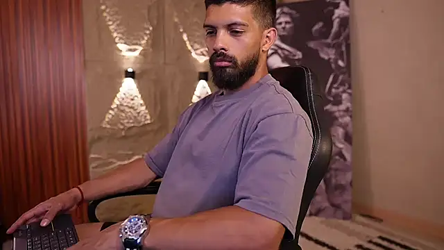 DannSaenz online show from July 28, 4:39 pm