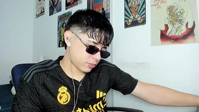 nathan x1 online show from December 23, 1:14 am