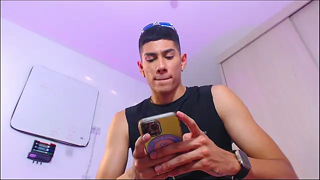 Valerio 20 online show from July 1, 10:43 pm