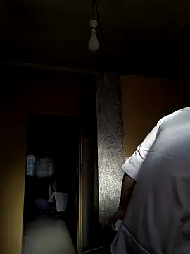 kisstoyousoon2024 online show from February 3, 3:06 pm