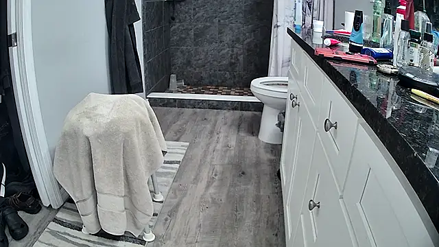 lou63ponce online show from November 3, 9:16 pm