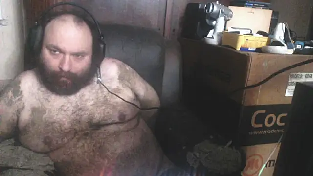 Snapshot of hairyhulk chatting on October 20, 7:23 am hairyhulk online show from October 20, 7:23 am