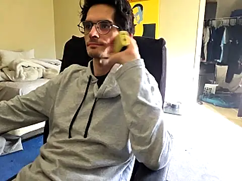 Migaruo online show from March 9, 9:20 pm