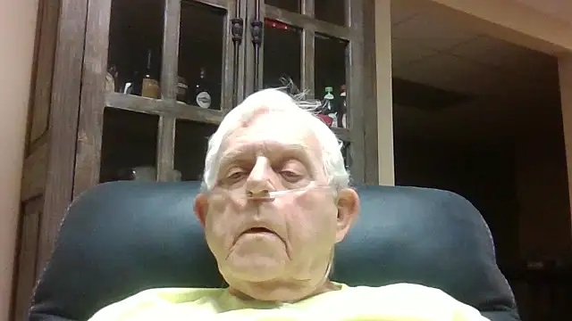 bootlegmanz online show from December 18, 9:33 pm