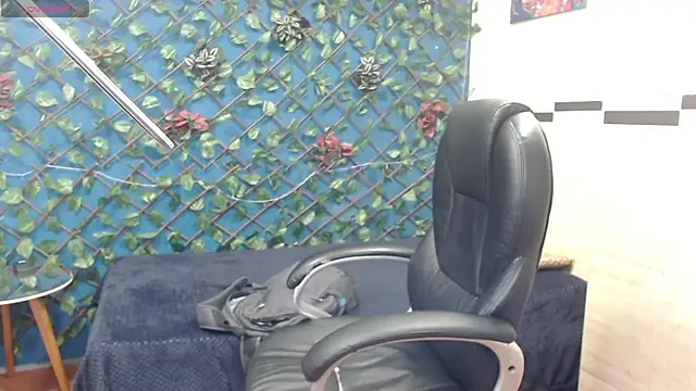 Waturox online show from February 7, 8:53 pm