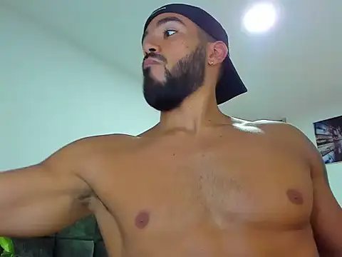 Alexander Martines online show from April 2, 1:14 am