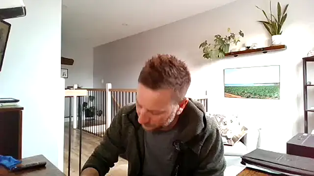 Bigdicktrav902 online show from April 13, 12:50 pm