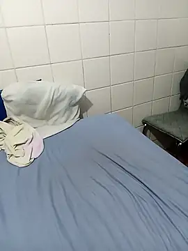 lele9457 online show from November 6, 7:28 pm