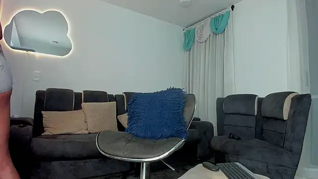 davis alx1 online show from December 15, 12:40 am