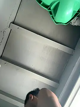 u091 online show from November 15, 7:49 pm