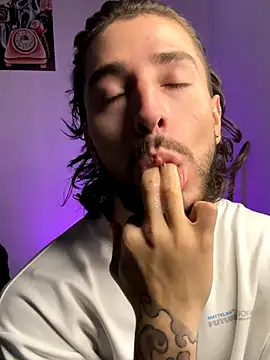 Valentino Xander online show from January 7, 1:32 am