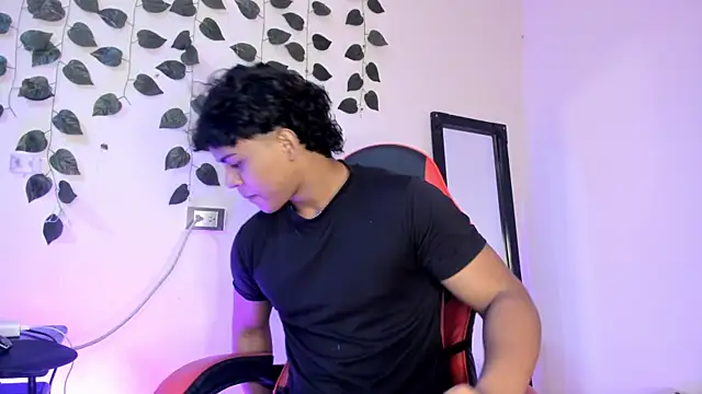 johan beley  online show from December 4, 11:56 pm