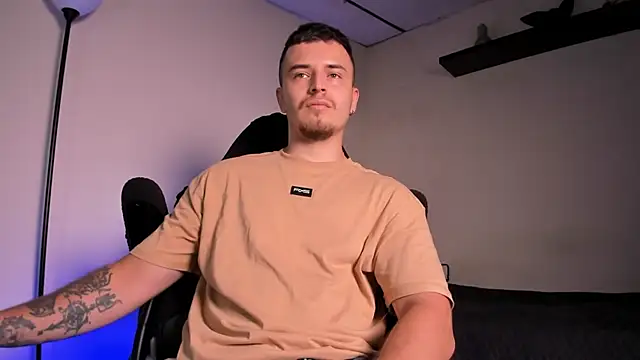 james connor2 online show from March 14, 7:32 pm