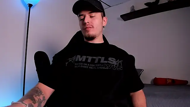 james connor2 online show from January 31, 7:11 pm