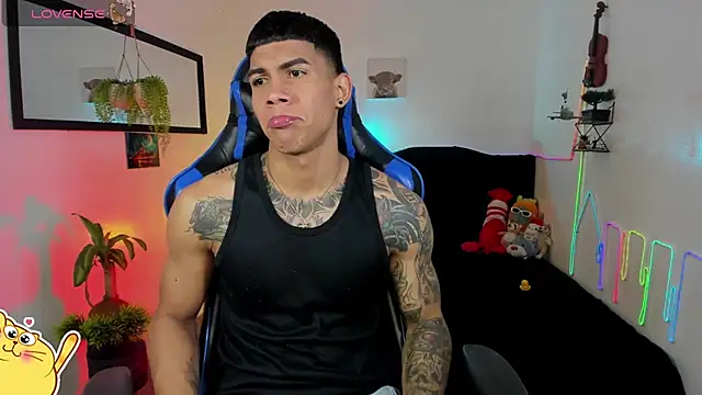 Damian latinxxx online show from February 26, 3:30 am