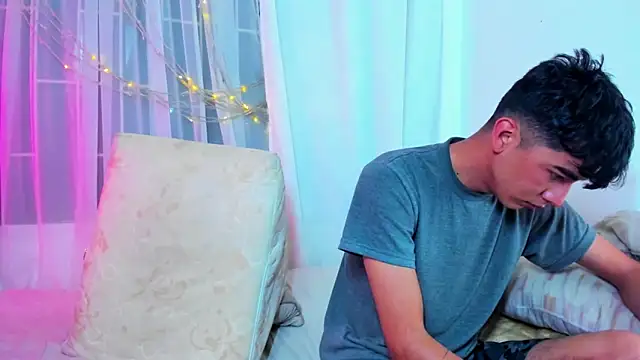 shawn  sanderson1 online show from February 27, 1:17 pm