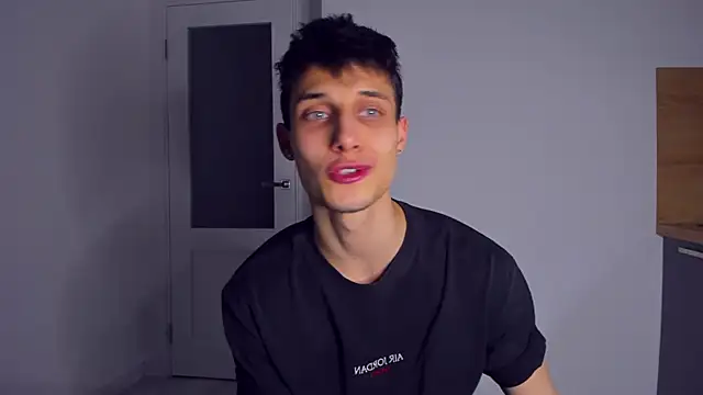 Kent Ross online show from November 23, 9:37 pm