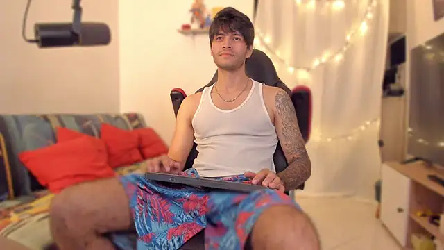 justin stark7 online show from December 20, 9:44 pm