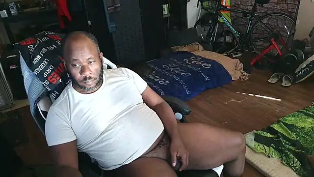 bigshh8 online show from April 3, 5:10 pm