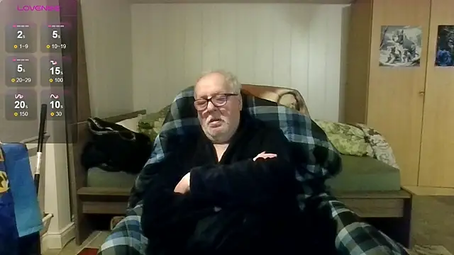 Sammy1660 online show from March 17, 11:40 pm