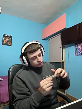 Nenejoven16- online show from November 25, 10:45 pm