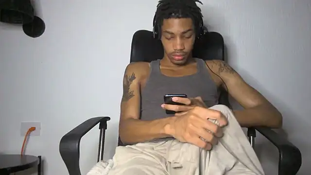 Skinnyblackman online show from June 30, 3:07 am