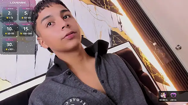 Seductivo jr online show from March 6, 6:10 am