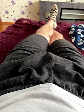 red red00 online show from January 11, 9:57 am