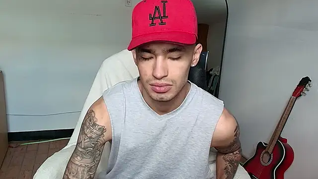 Damon  333 online show from November 22, 5:45 pm