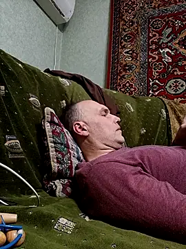 Pineapple04 online show from January 5, 6:44 pm