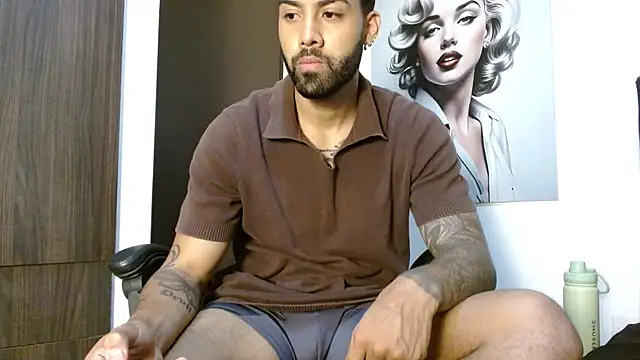 Hendry  online show from October 26, 3:30 am