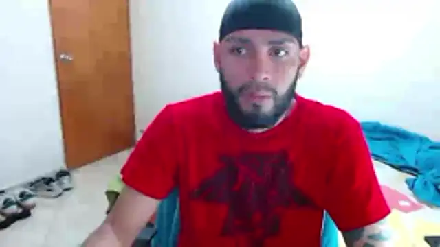 Snapshot of samir_music chatting on October 20, 7:18 pm samir music online show from October 20, 7:18 pm