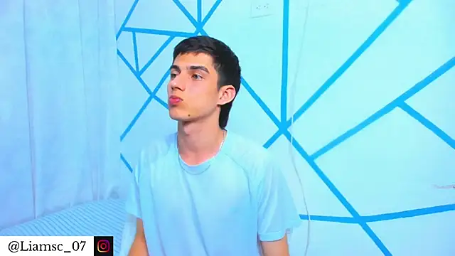 liam scott77 online show from November 15, 3:08 am