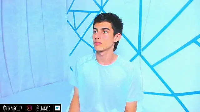 liam scott77 online show from October 27, 8:44 pm