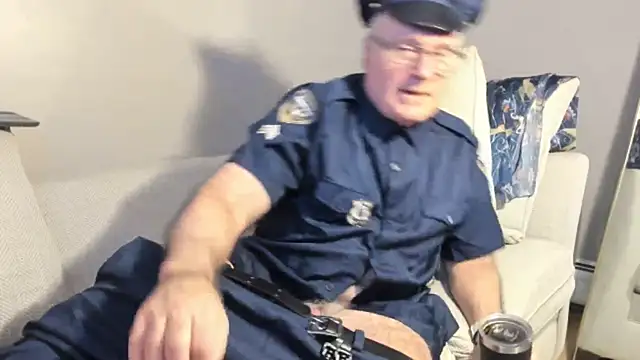 dantes lion online show from October 31, 6:15 am