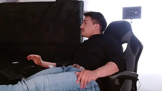 Ian Daviz online show from April 17, 8:44 pm