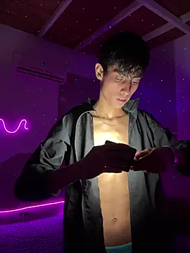 Mauuu18 online show from November 15, 3:19 am