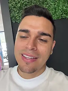 Axel Big cock online show from January 30, 8:42 pm