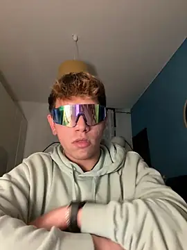 calleaaaa online show from November 19, 3:34 pm