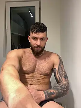 LoveIsBlind  online show from January 30, 9:58 pm